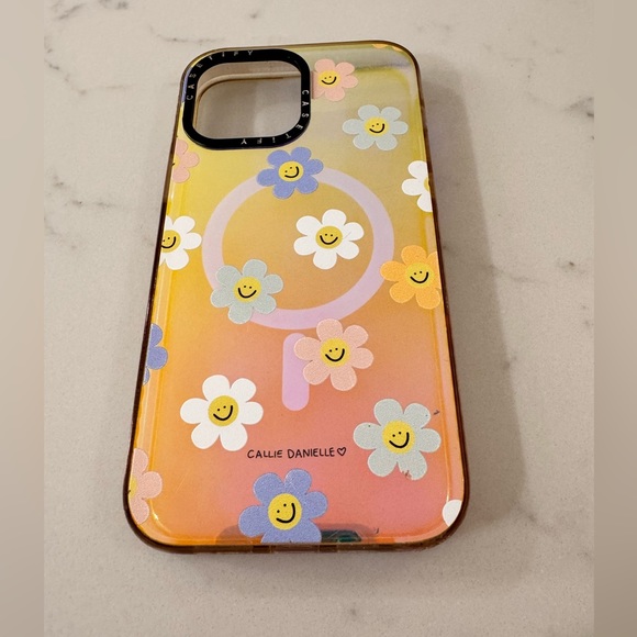 CASETiFY iPhone 13 Promax Happy Daisies - Picture 2 of 8
